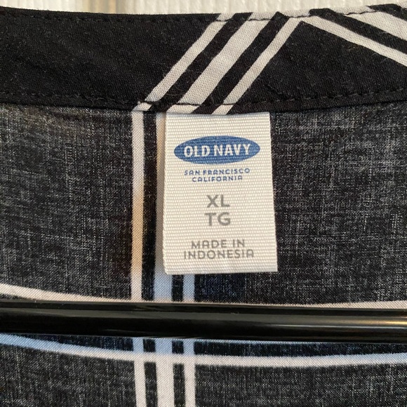 Black/white - Picture 4 of 4